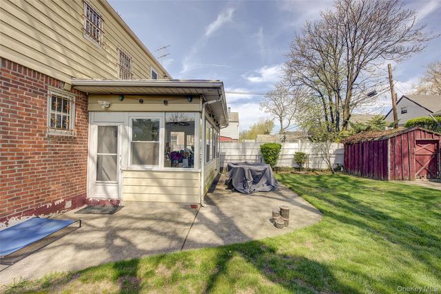 58-55 212th Street, Bayside, NY 11364