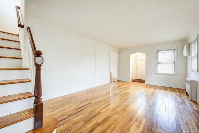 58-55 212th Street, Bayside, NY 11364