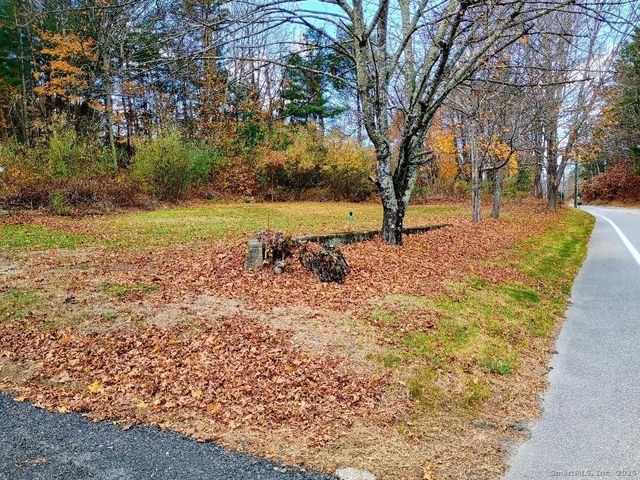 633 Wauregan Road, Brooklyn, CT 06234