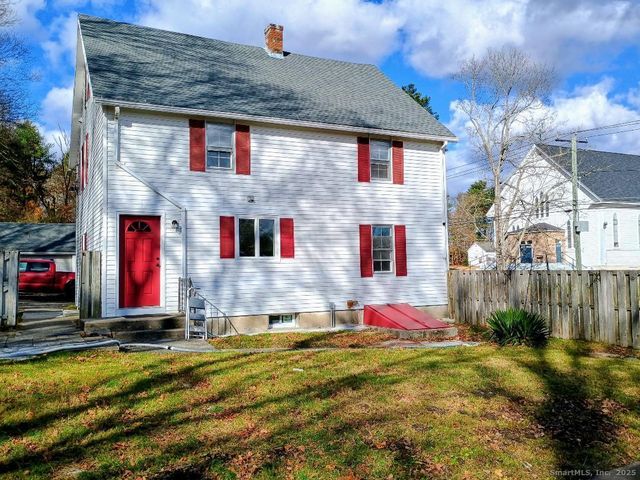 633 Wauregan Road, Brooklyn, CT 06234