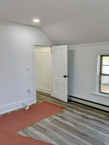 633 Wauregan Road, Brooklyn, CT 06234