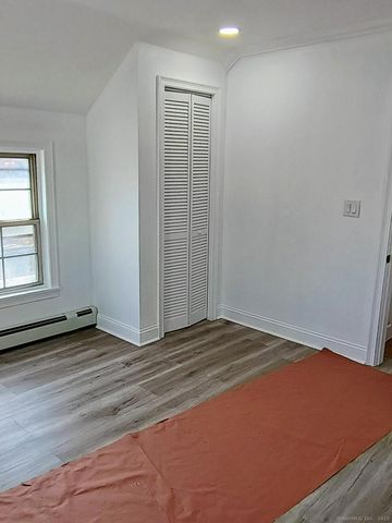 633 Wauregan Road, Brooklyn, CT 06234