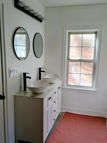 633 Wauregan Road, Brooklyn, CT 06234