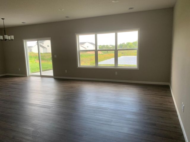 111 Lilac Court, Buffalo, MN 55313