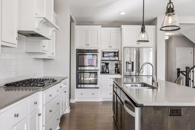 6087 Troy Lane N, Plymouth, MN 55446