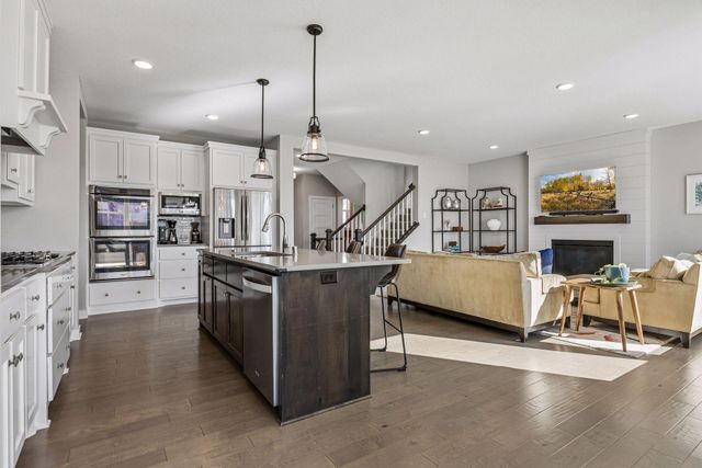 6087 Troy Lane N, Plymouth, MN 55446