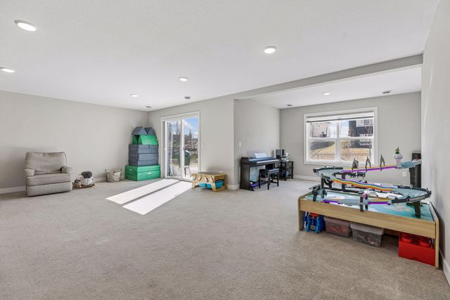 6087 Troy Lane N, Plymouth, MN 55446