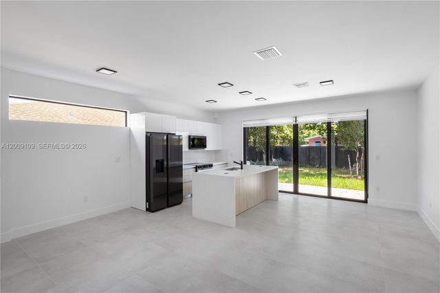 921 NW 55th St 1, Miami, FL 33127