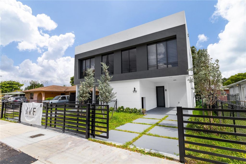 921 NW 55th St 1, Miami, FL 33127