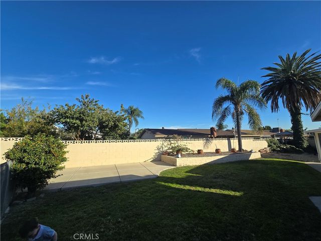 8725 Boxwood Court, Fontana, CA 92335