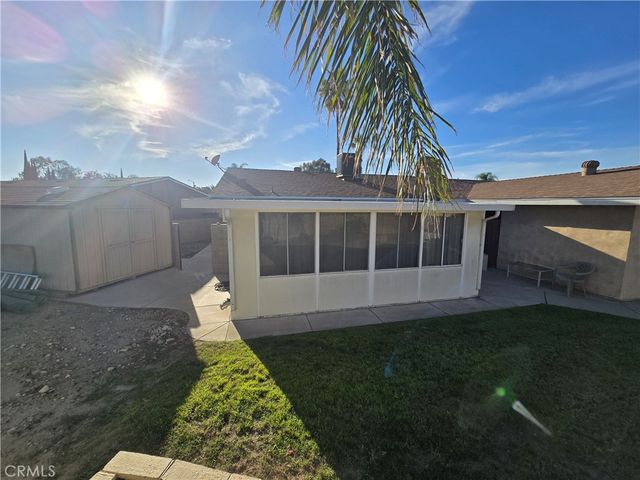 8725 Boxwood Court, Fontana, CA 92335