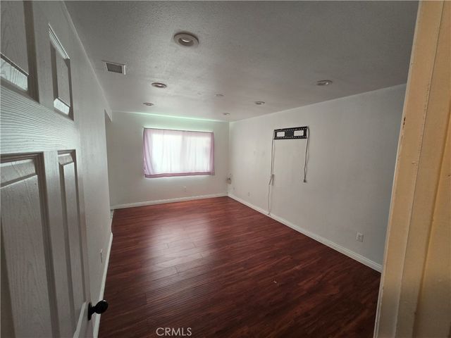8725 Boxwood Court, Fontana, CA 92335