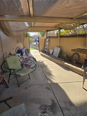8725 Boxwood Court, Fontana, CA 92335