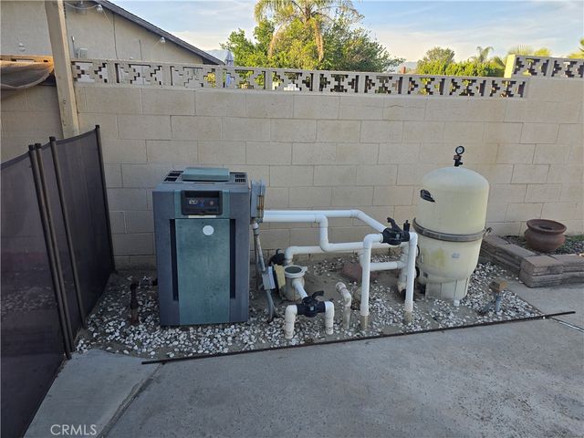 8725 Boxwood Court, Fontana, CA 92335