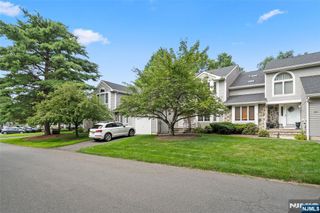 35 Mulford Drive, Wayne, NJ 07470