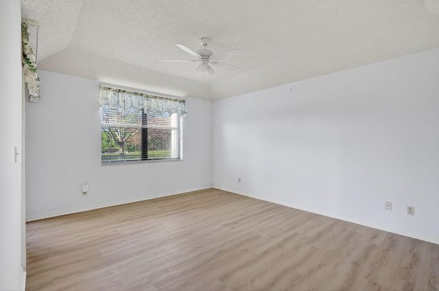 6101 SE Se Landing Way Way 5, Stuart, FL 34997