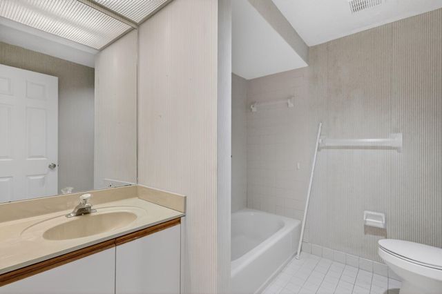 6101 SE Se Landing Way Way 5, Stuart, FL 34997