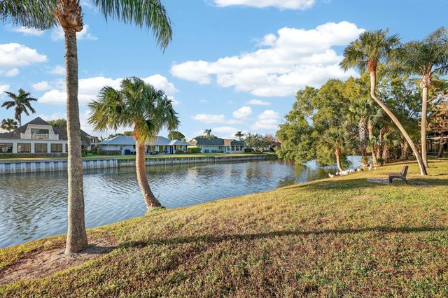 6101 SE Se Landing Way Way 5, Stuart, FL 34997