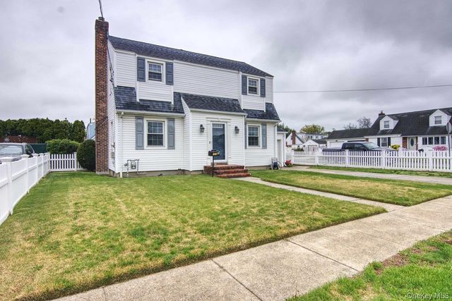 37 Sheridan Street, Valley Stream, NY 11580