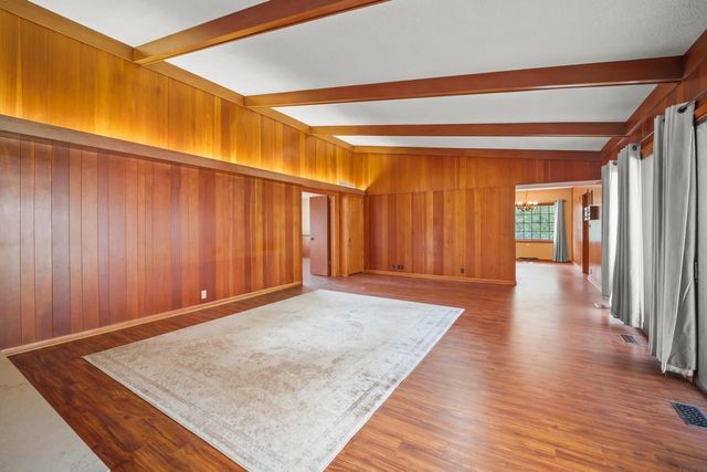 120 Kenway Rd., Waterloo, IA 50701