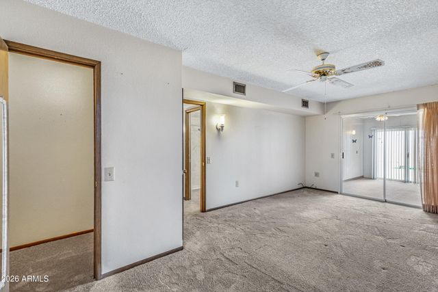 10737 W SANTA FE Drive, Sun City, AZ 85351