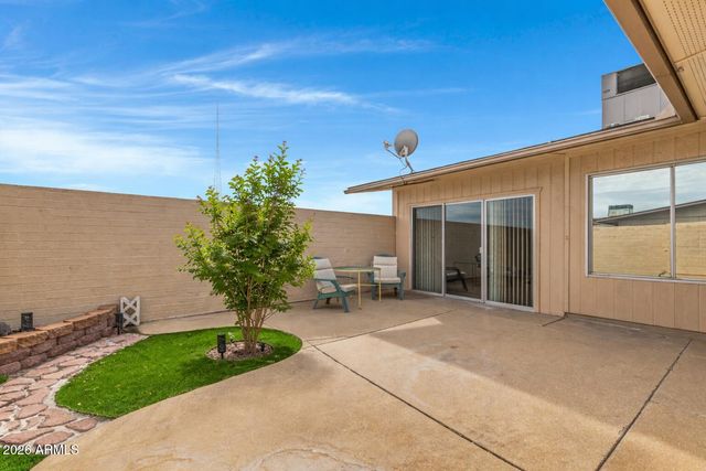 10737 W SANTA FE Drive, Sun City, AZ 85351