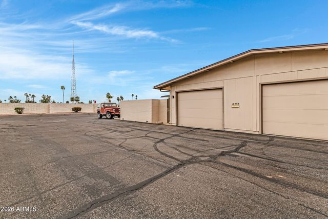 10737 W SANTA FE Drive, Sun City, AZ 85351