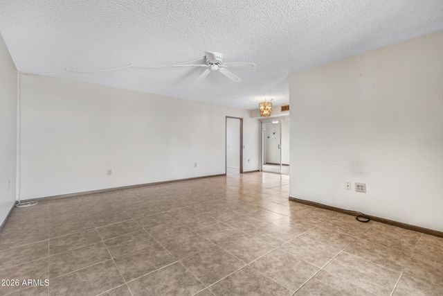 10737 W SANTA FE Drive, Sun City, AZ 85351