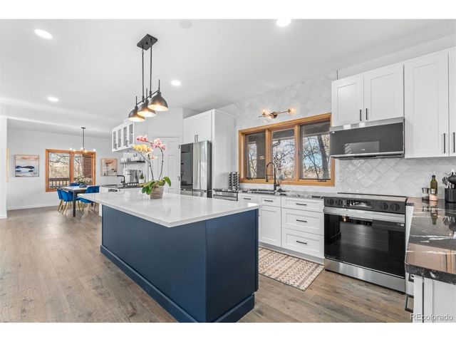 9350 W Florida Ave, Lakewood, CO 80232