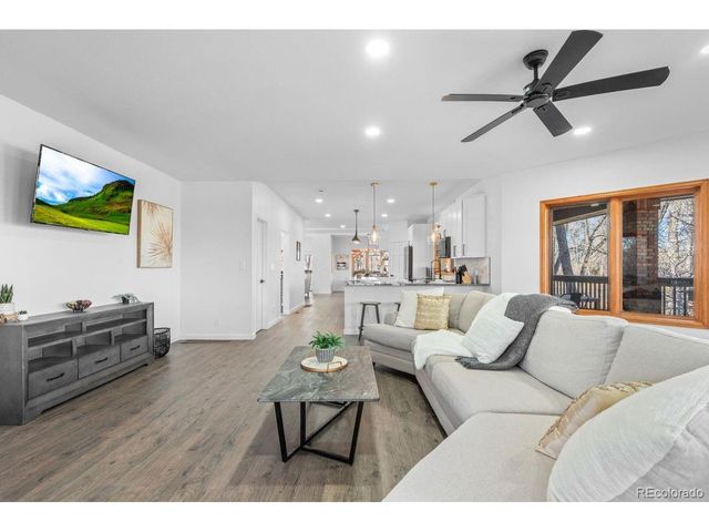 9350 W Florida Ave, Lakewood, CO 80232