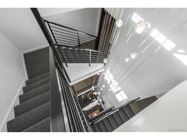 9350 W Florida Ave, Lakewood, CO 80232