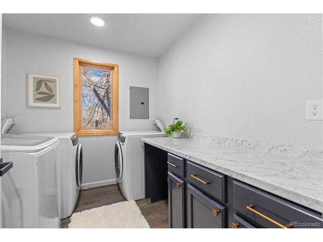 9350 W Florida Ave, Lakewood, CO 80232