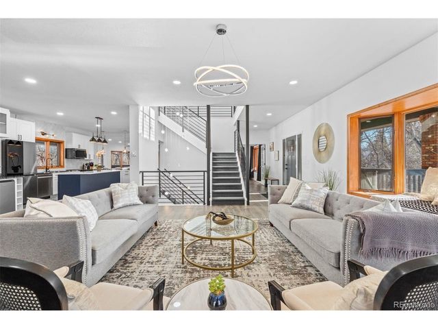 9350 W Florida Ave, Lakewood, CO 80232