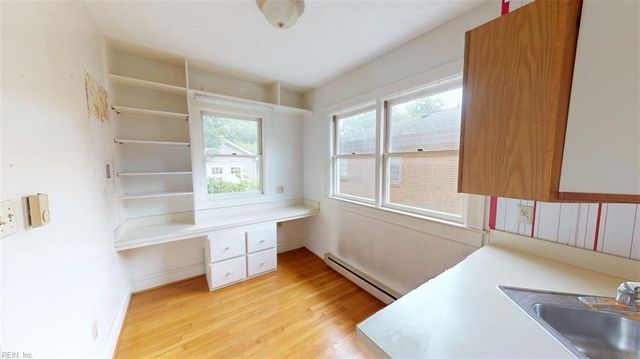76 Raleigh RD, Newport News, VA 23601