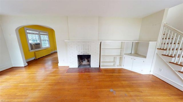 76 Raleigh RD, Newport News, VA 23601