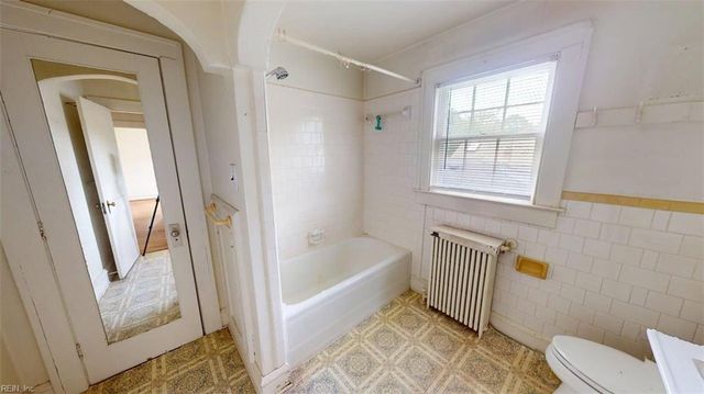 76 Raleigh RD, Newport News, VA 23601