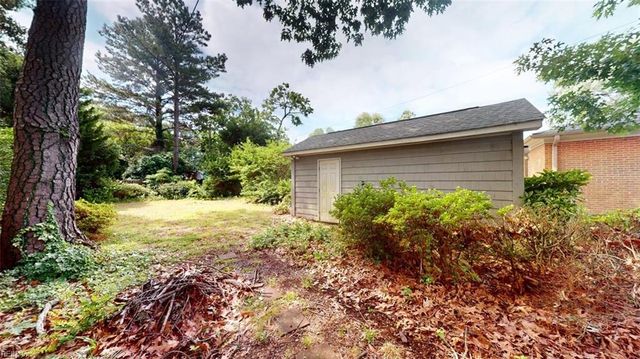 76 Raleigh RD, Newport News, VA 23601