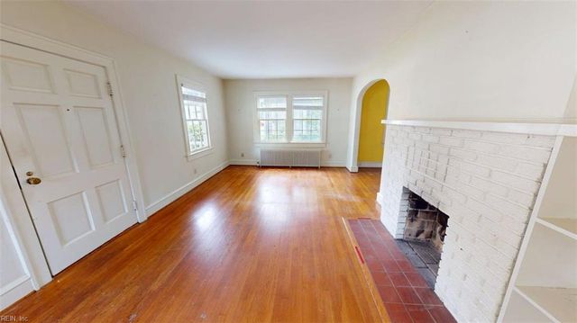 76 Raleigh RD, Newport News, VA 23601