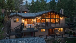 752 Cove Drive, Big Bear Lake, CA 92315