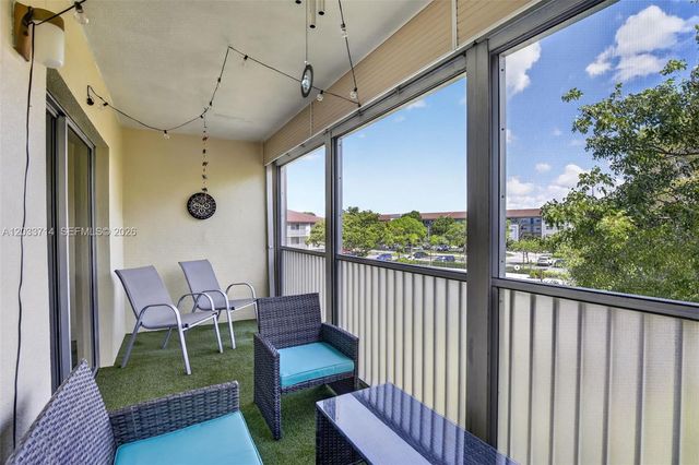 151 SW 135th Ter 314T, Pembroke Pines, FL 33027