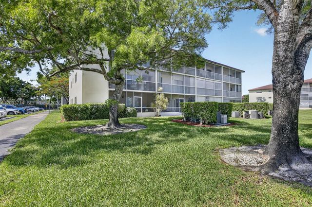 151 SW 135th Ter 314T, Pembroke Pines, FL 33027