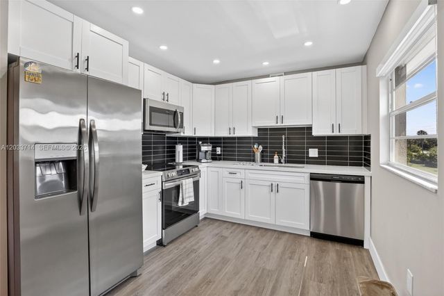151 SW 135th Ter 314T, Pembroke Pines, FL 33027