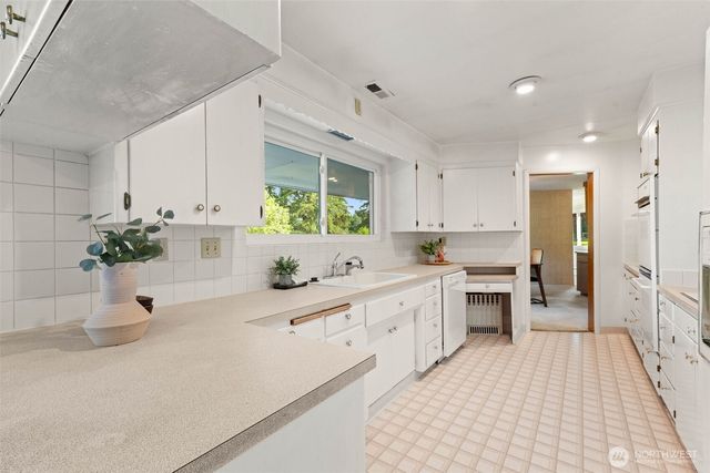 26117 34th Avenue E, Spanaway, WA 98387
