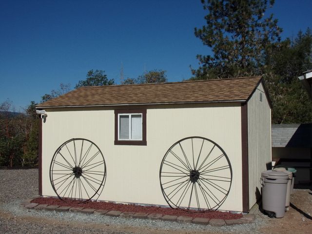 375 Jordan Creek Road, Riddle, OR 97469