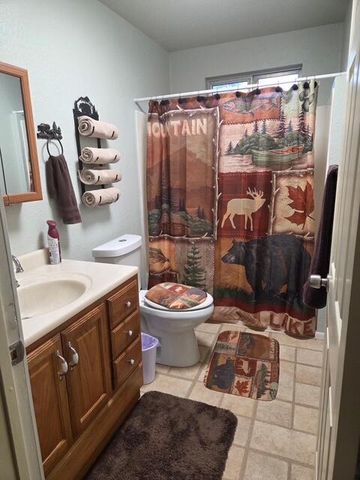 375 Jordan Creek Road, Riddle, OR 97469