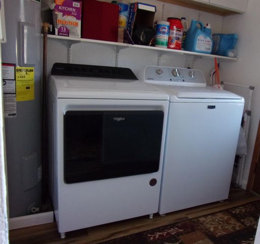 375 Jordan Creek Road, Riddle, OR 97469