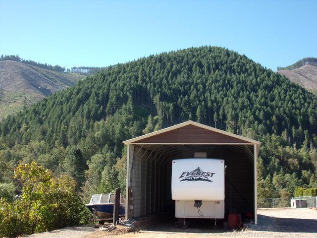 375 Jordan Creek Road, Riddle, OR 97469