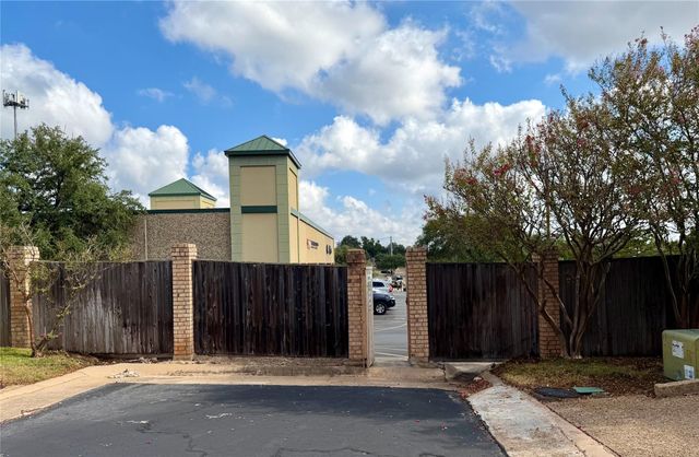 7903 TEALWOOD TRL, Austin, TX 78731