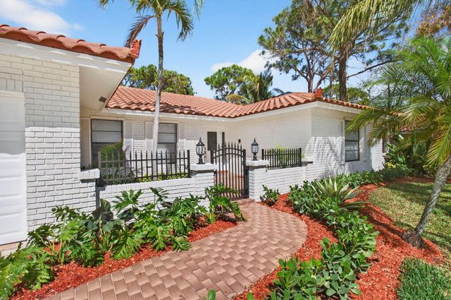 2453 NW 26th Circle, Boca Raton, FL 33431