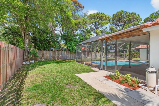2453 NW 26th Circle, Boca Raton, FL 33431